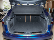 2023 ݱF-PACE P250 HSE