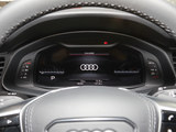 2025款 奥迪A6L 45 TFSI 臻选动感型