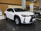 2024款 雷克萨斯UX 300h 探寻版