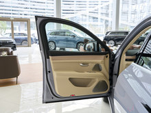 2025 M5  Ultra 
