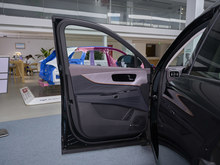 2025 LT10 210 