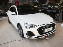 2025 WA3 Ŀ Sportback 35TFSI wY