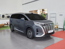 2025 vD9 DM-i { 1020 s