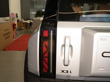 2025 LX3L 215а