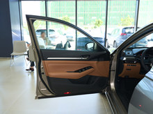 2025 [ 2.0L XL-TLS 