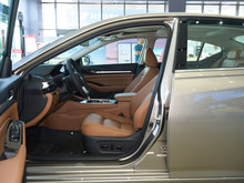 2025 [ 2.0L XL-TLS 