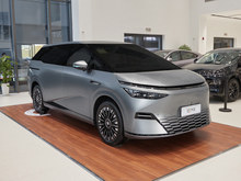 2025 СiX9 740Lm Max