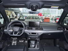 2025 WQ5L Sportback quattro 45ذ 40 TFSI r