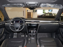 2025 CC 380TSI ZĿ 