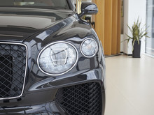 2024 Խ 4.0T V8 LS