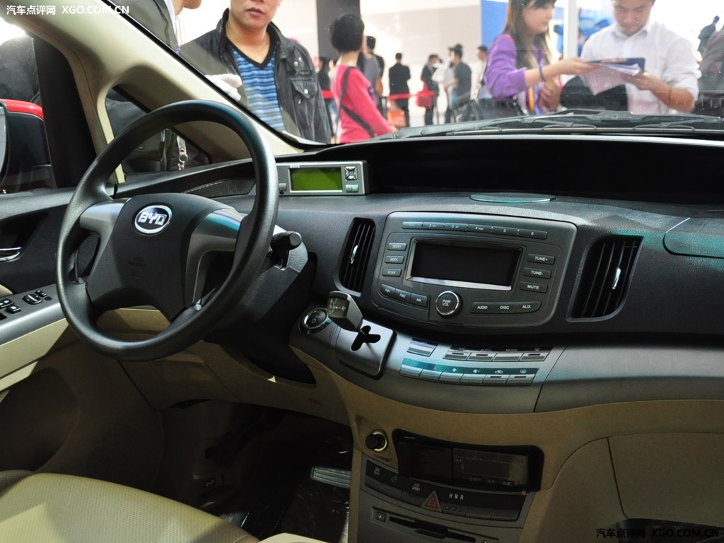 【比亚迪汽车大图】比亚迪 2011款 比亚迪e6中控方向盘2989465_汽车